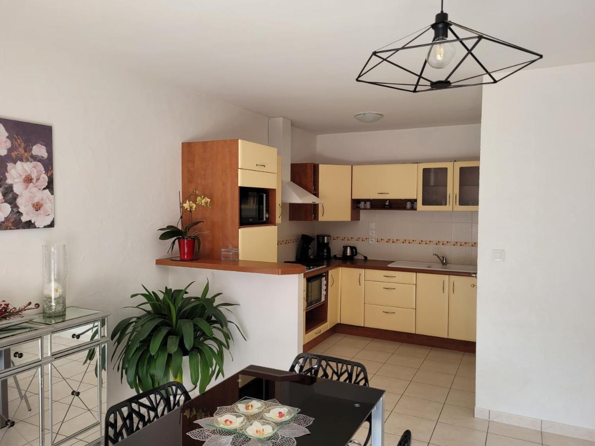 Appartement Au Calme Vannes Exterior foto